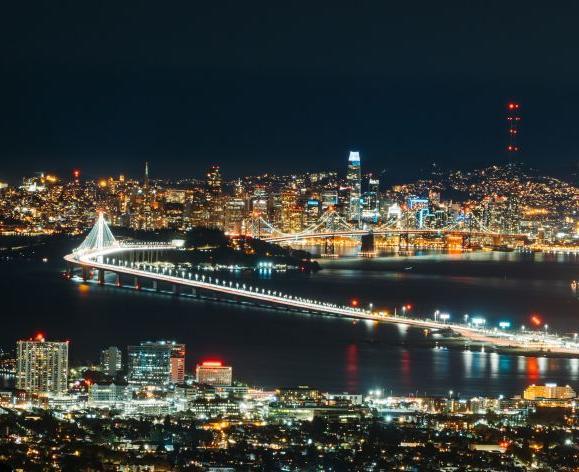 海湾大桥夜景